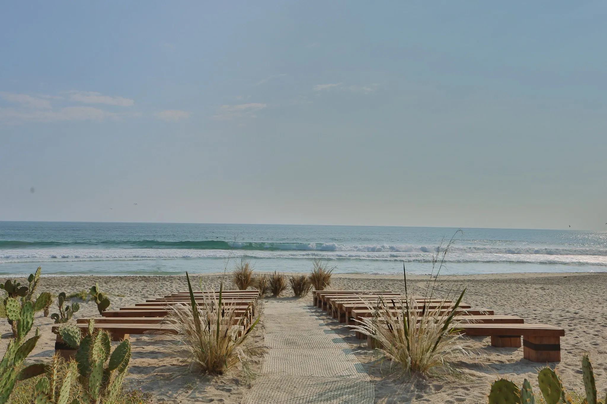 Weeding ceremony in front of the beach